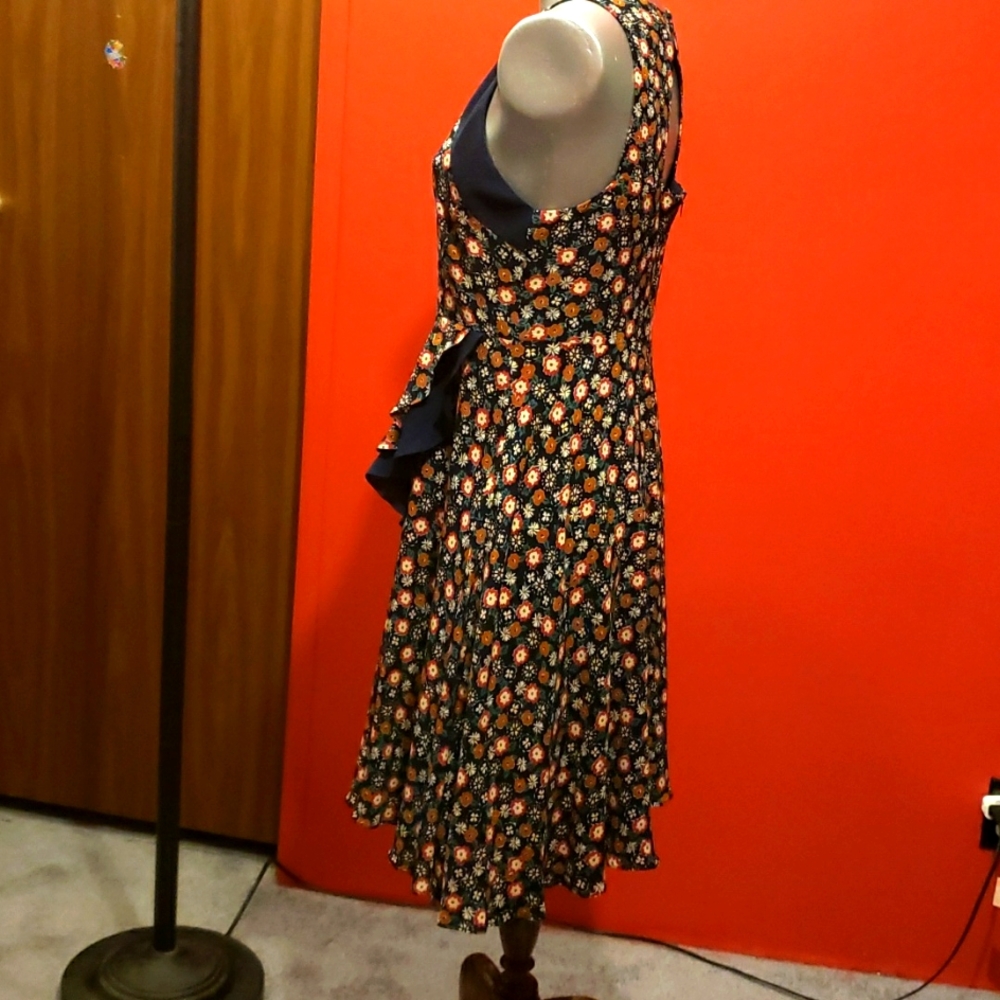 esley Lady's Tiered Blue Sheer Lined Dress with Ruffled Flounce - Picture 6 of 10